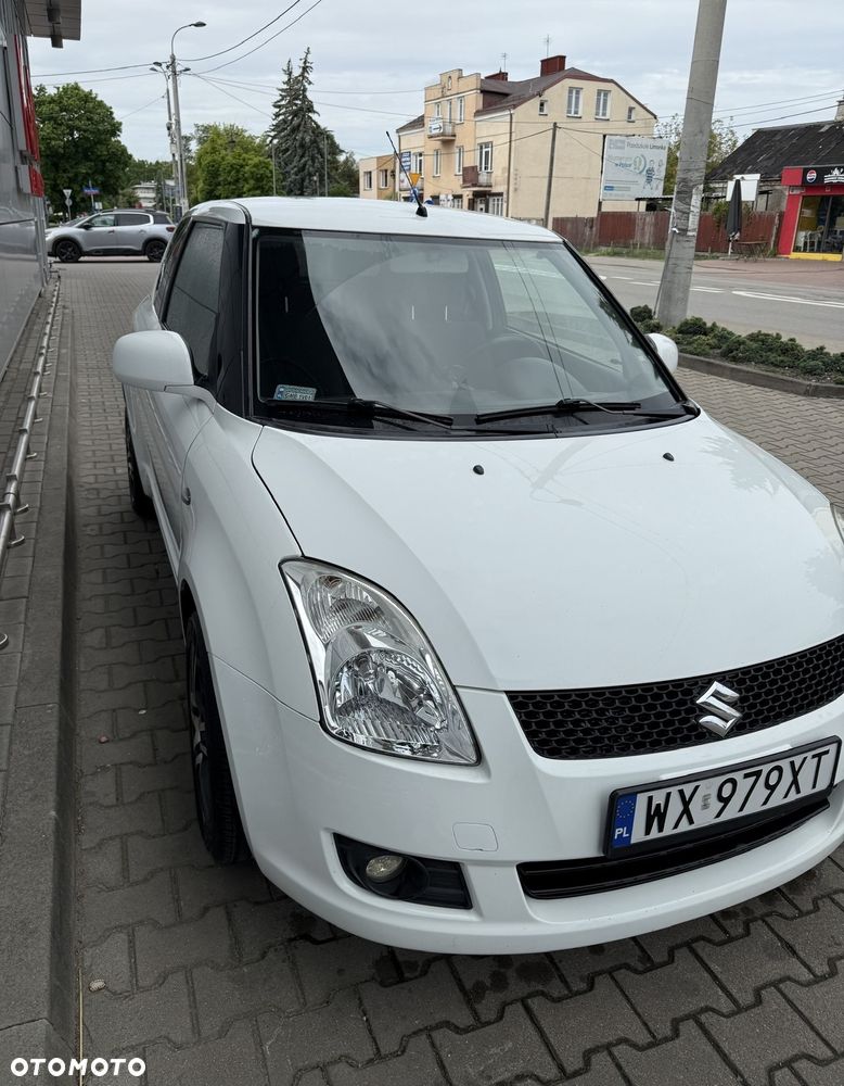 Suzuki Swift 1.3 Club - 2