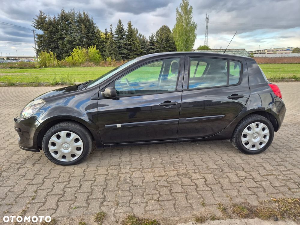 Renault Clio 1.5 dCi Alize - 3