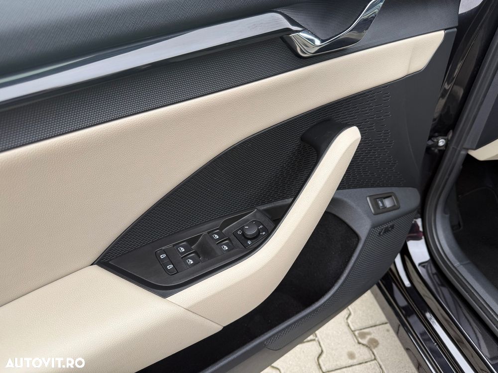 Skoda Octavia Combi 2.0 TDI DSG Premium Edition - 13