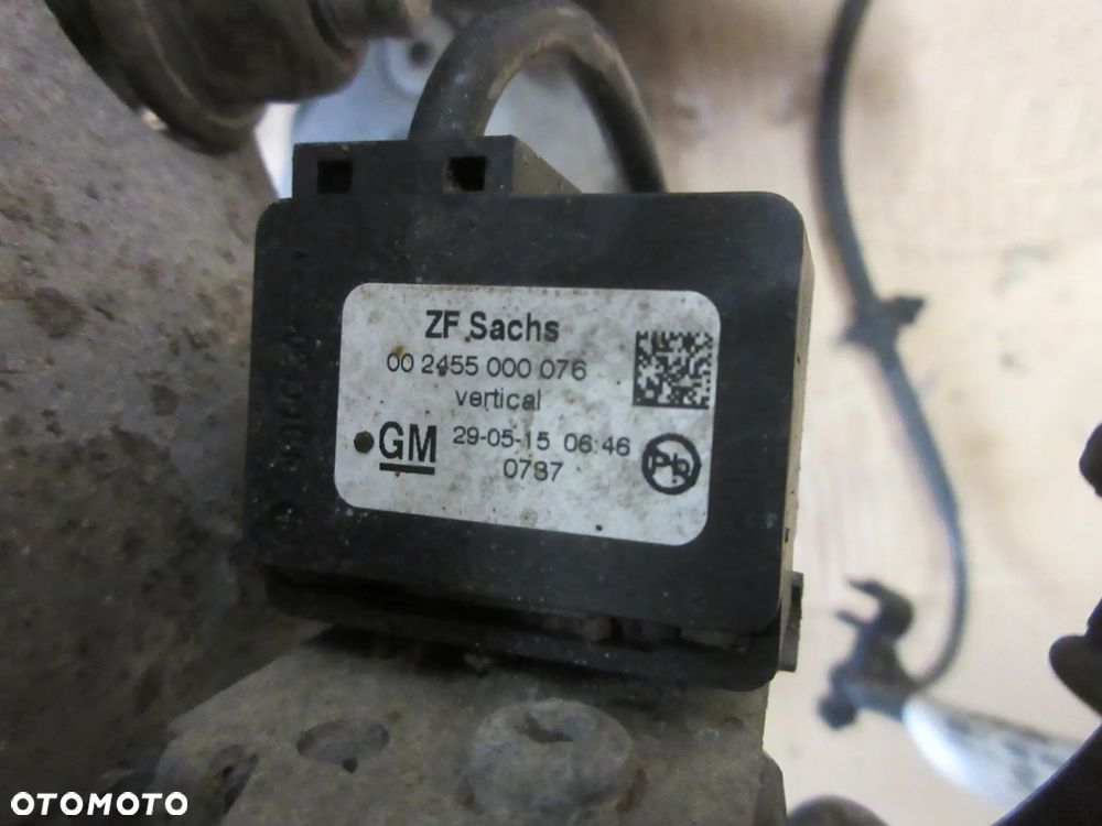 AMORTYZATOR PRAWY FLEX RIDE ZWROTNICA OPEL INSIGNIA OPC 22972244 13252041 - 11