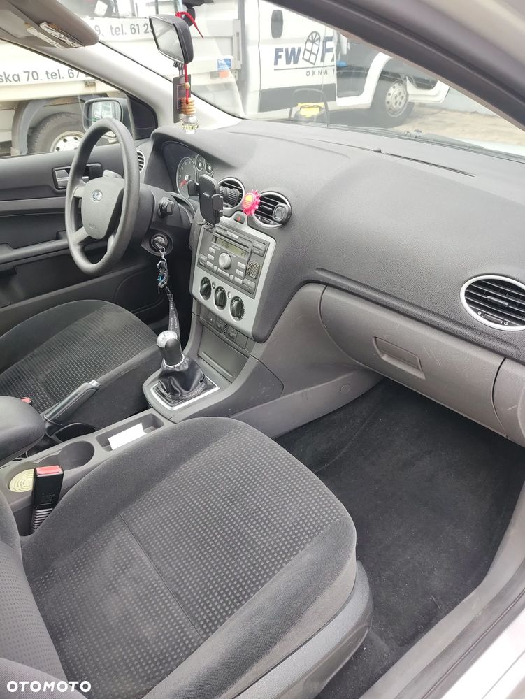 Ford Focus 2006 photo 4