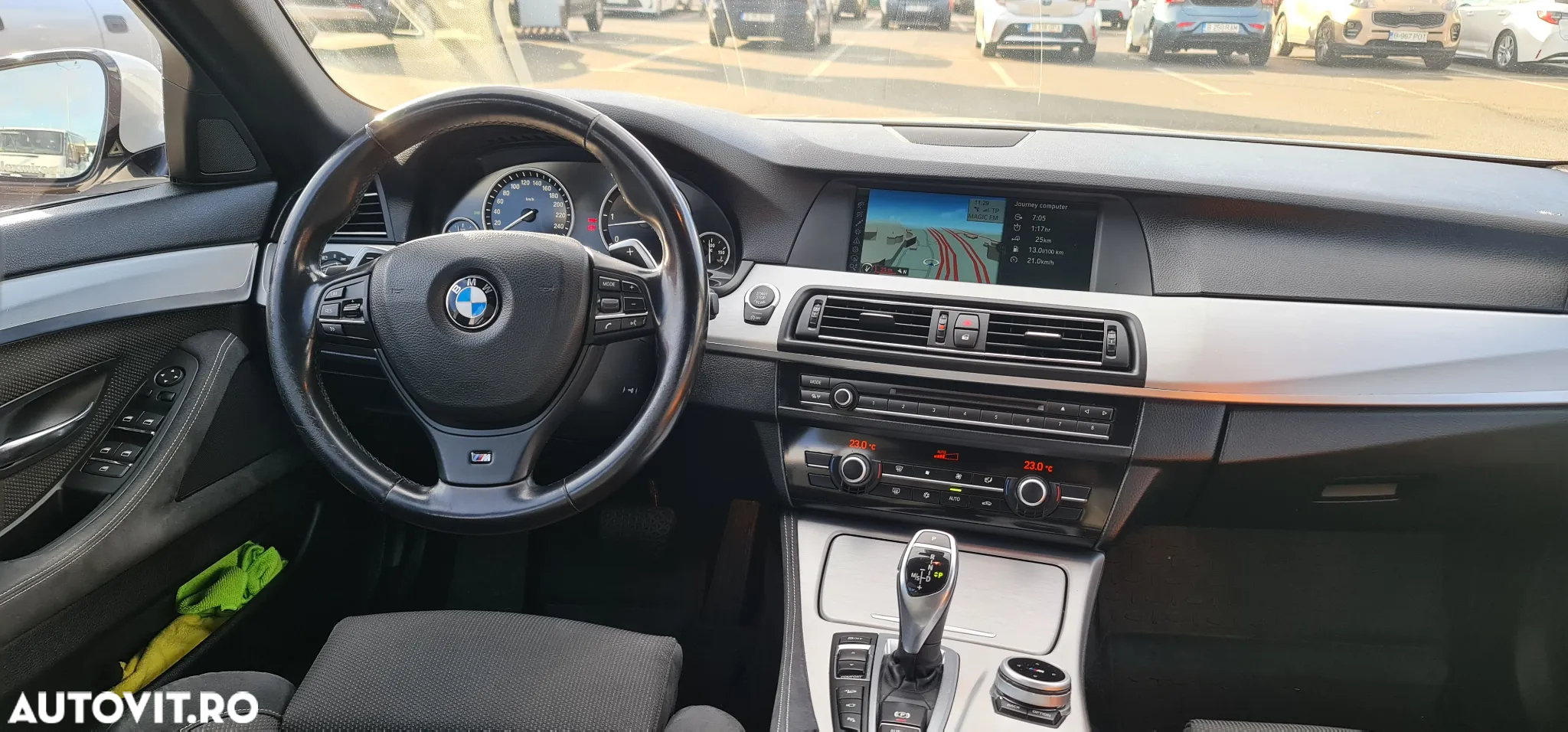 BMW Seria 5 530d xDrive Touring - 4