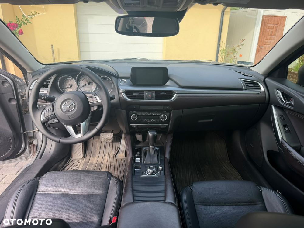 Mazda 6 - 11