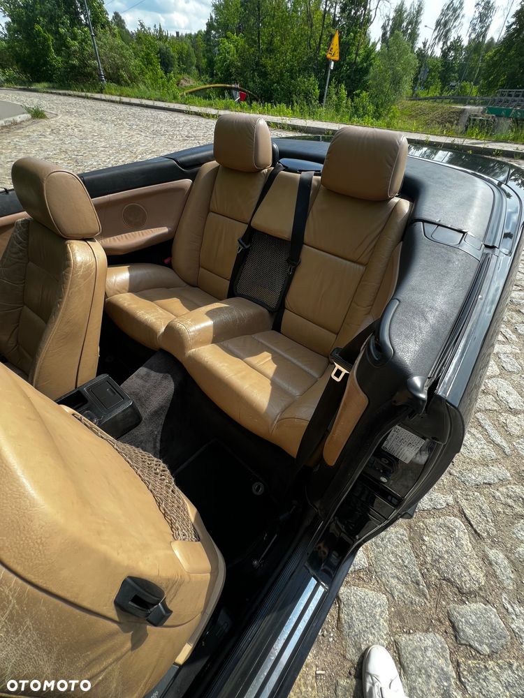 BMW Seria 3 325i - 13