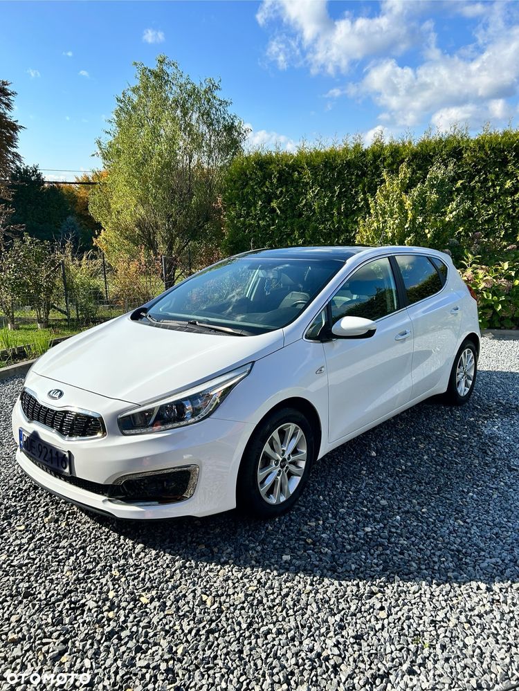 Kia Ceed Cee'd 1.6 CRDi M - 1