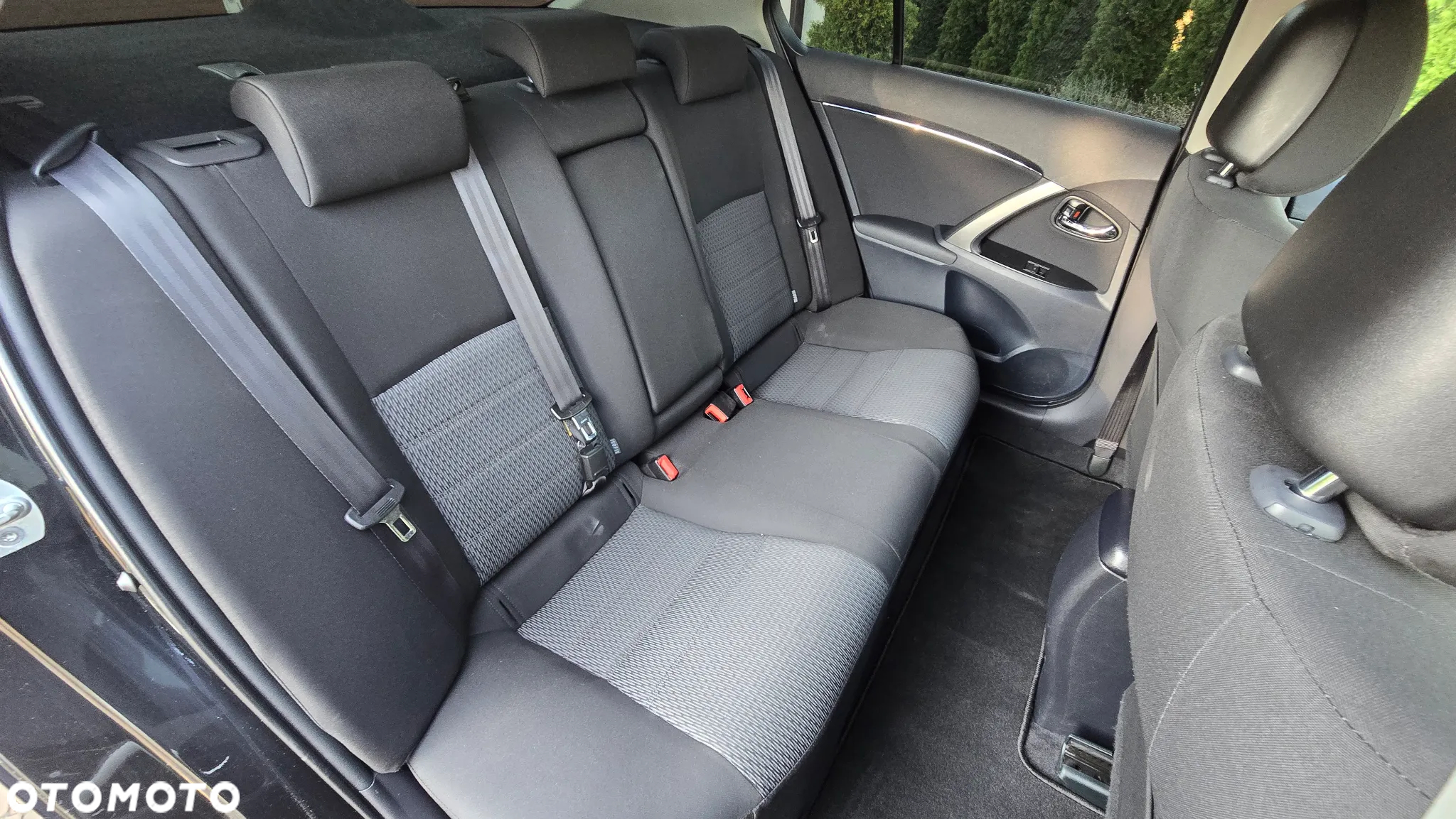 Toyota Avensis - 34