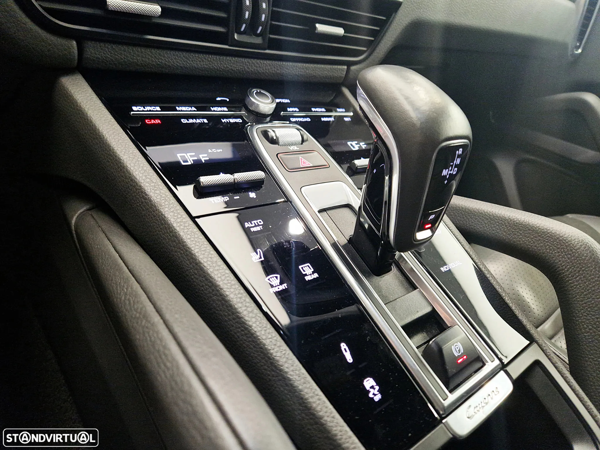Porsche Cayenne Coupé E-Hybrid - 24