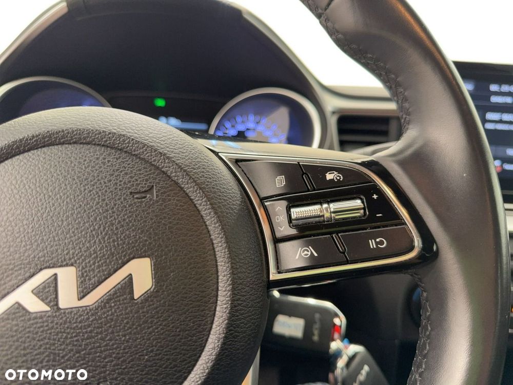 Kia Ceed - 21