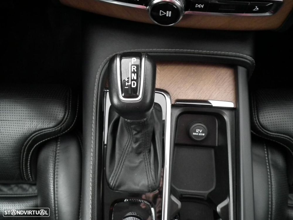 Volvo XC 90 2.0 D4 Inscription - 26
