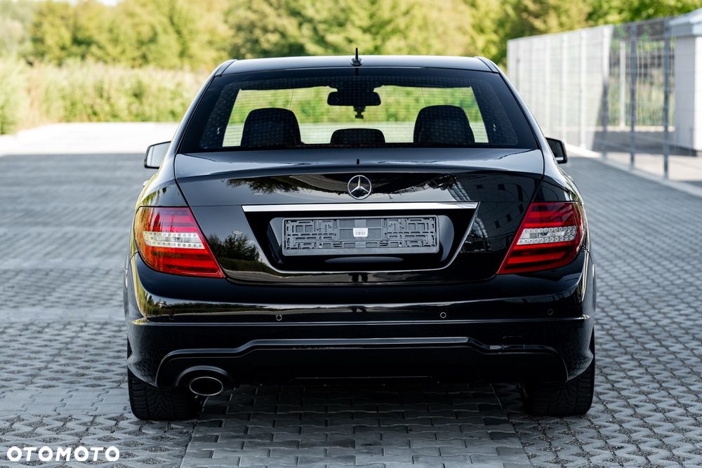 Mercedes-Benz Klasa C 180 (BlueEFFICIENCY) 7G-TRONIC Avantgarde - 7