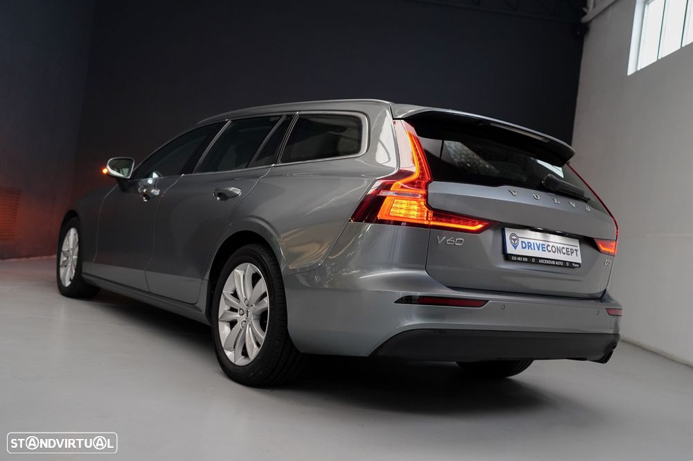 Volvo V60 2.0 D3 Momentum Plus Geartronic - 23