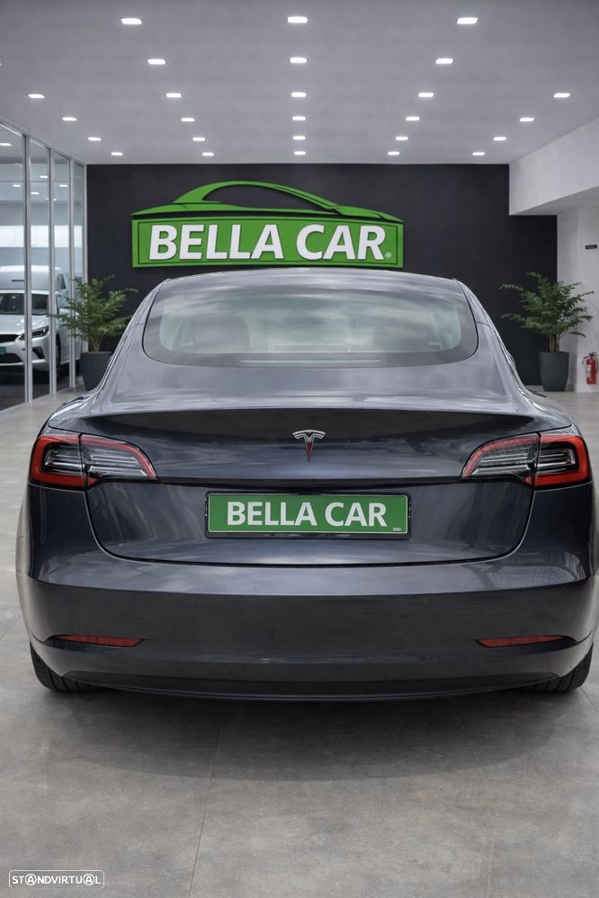 Tesla Model 3 Standard Range Plus RWD - 4