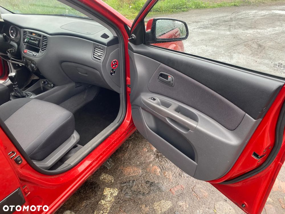 Kia Rio 1.4 EX - 20