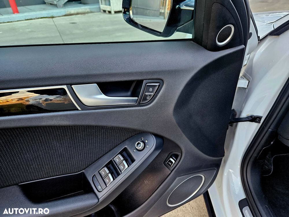 Audi A4 2.0 TDI DPF clean diesel multitronic S line Sportpaket - 18