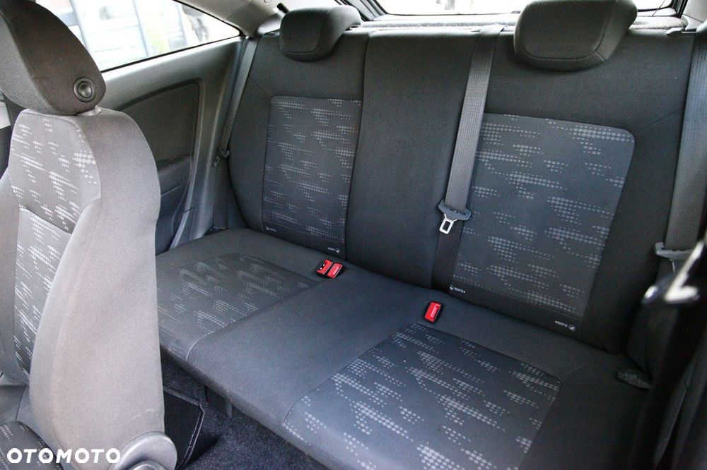 Opel Corsa 1.2 16V EcoFLEX Satellite - 19