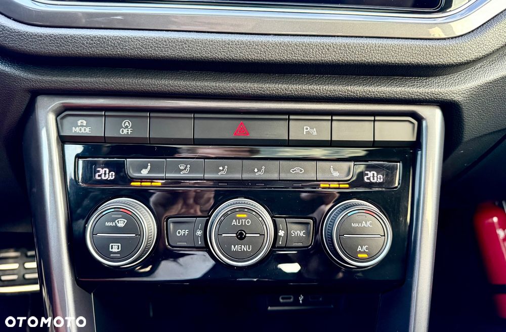 Volkswagen T-Roc - 37