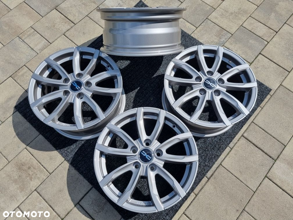 Dacia Duster 16 " Felgi alu nowe 5x114,3 Duster I / II Gunmetal - 4