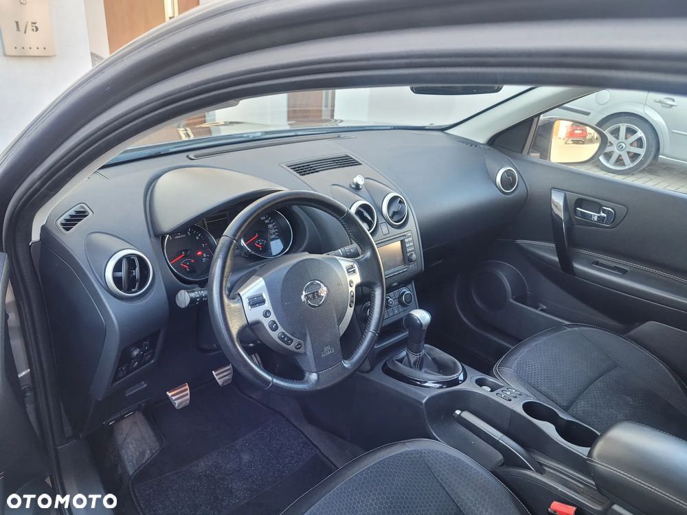 Nissan Qashqai+2 - 9