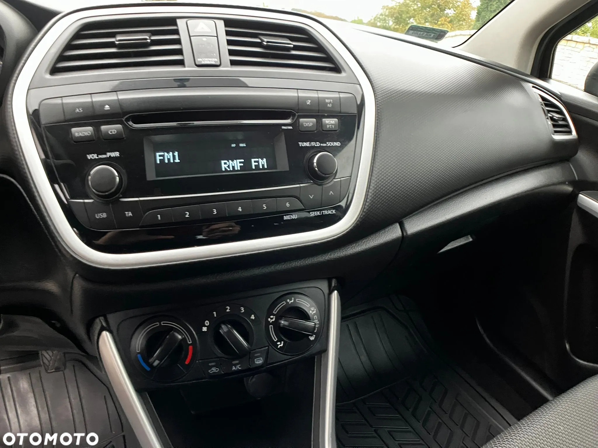 Suzuki SX4 S-Cross 1.6 Comfort - 15