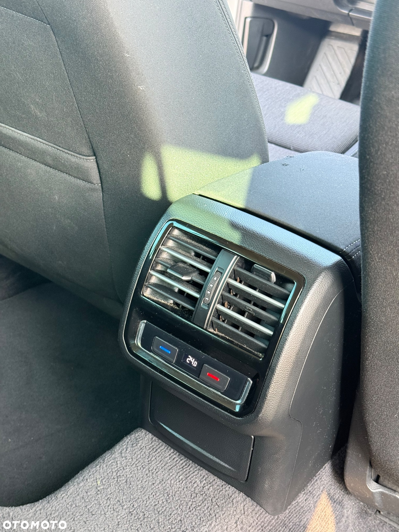 Volkswagen Passat 2.0 TDI EVO Essence DSG - 17