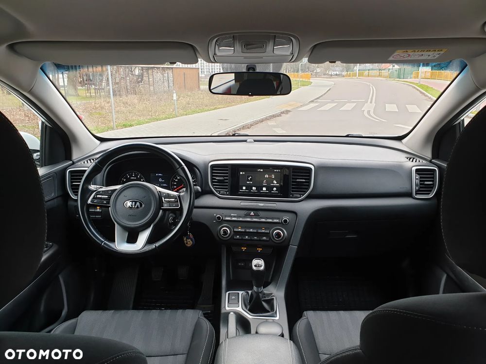 Kia Sportage 1.6 GDI Business Line 2WD - 26