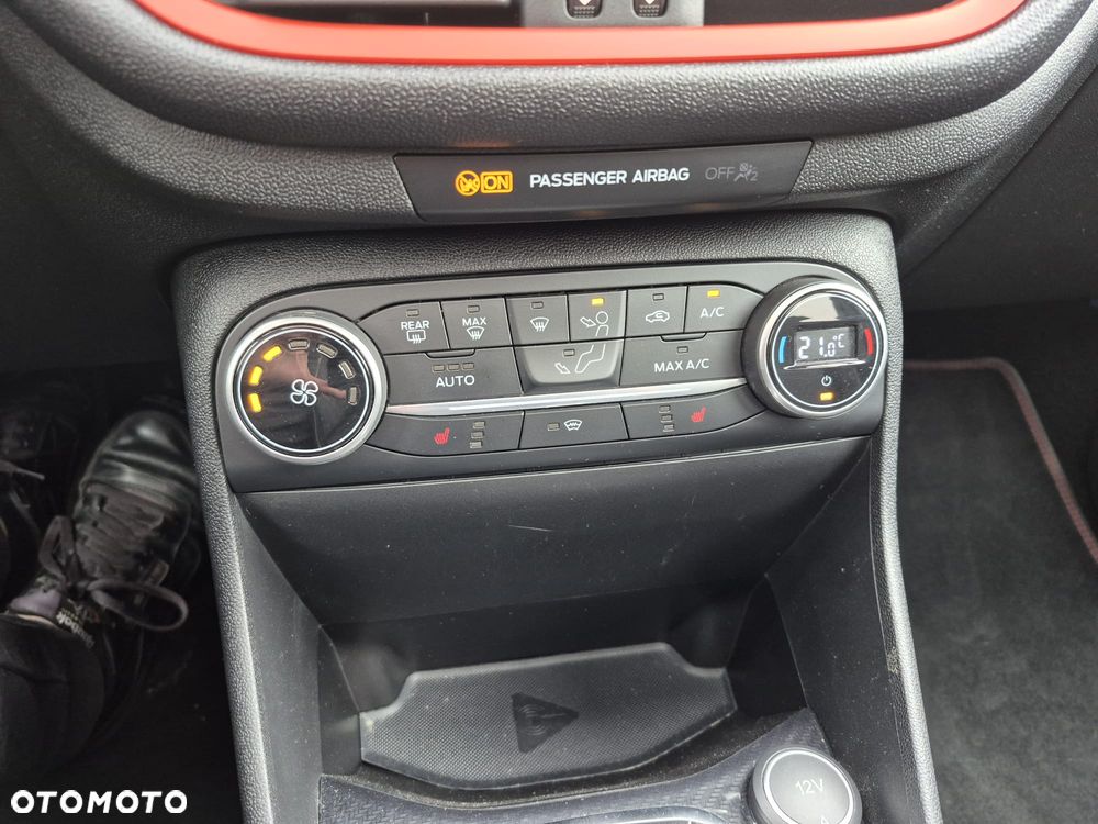 Ford Fiesta 1.0 EcoBoost S&S ST-LINE Red - 17
