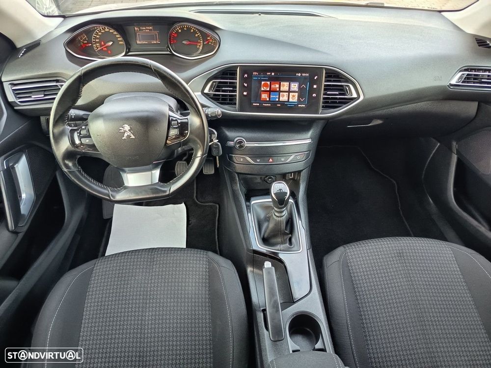 Peugeot 308 SW 1.2 PureTech Style - 18