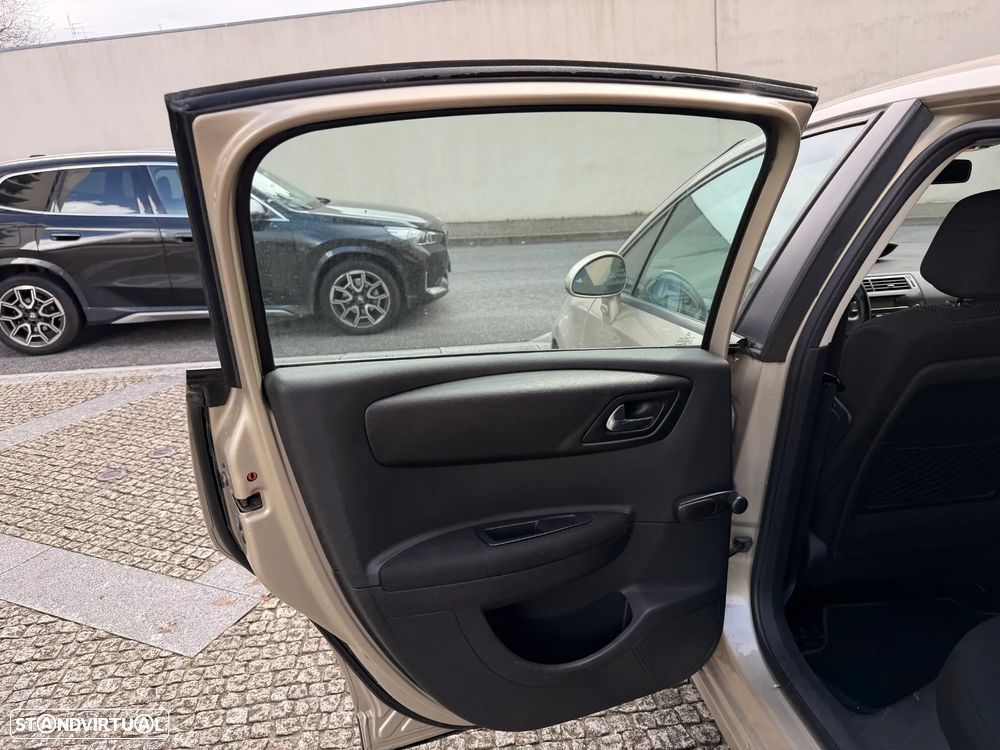 Citroën C4 1.4 16V VTR Pack - 14