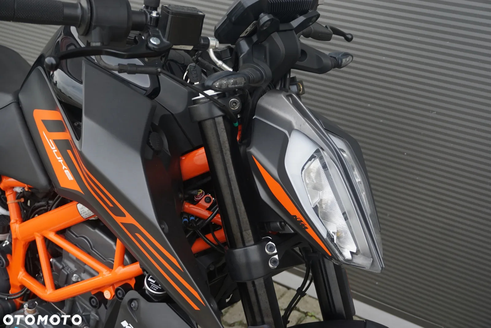 KTM Duke - 4