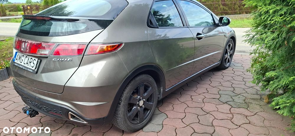 Honda Civic 1.8i-VTEC Sport - 3