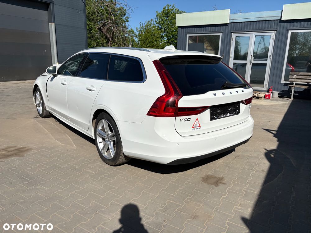 Volvo V90 D3 Momentum Pro - 6
