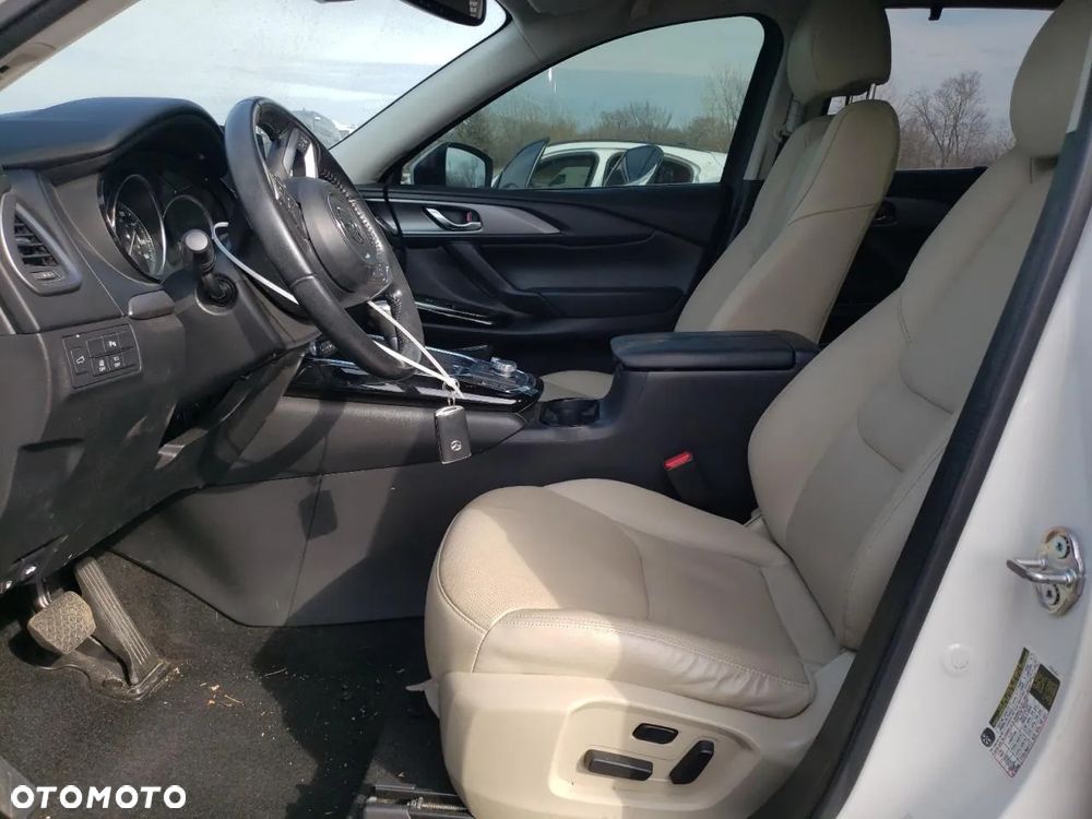Mazda CX-9 - 8