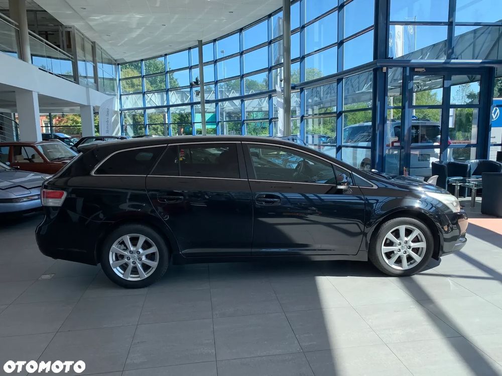 Toyota Avensis - 3