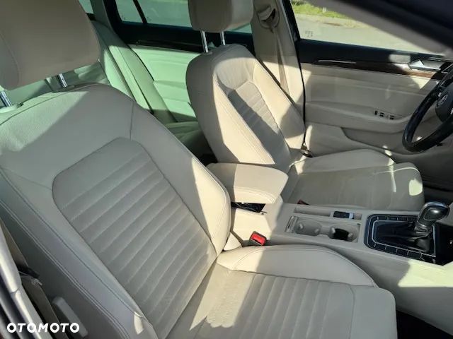 Volkswagen Passat 1.8 TSI BMT Highline DSG - 12