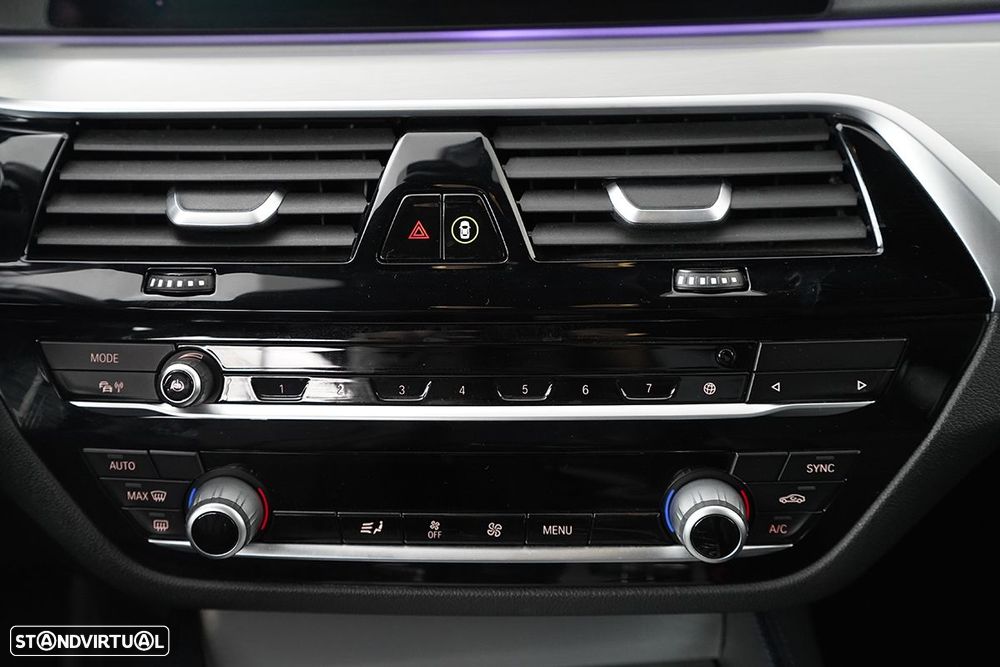 BMW 520 d Pack M Auto - 12