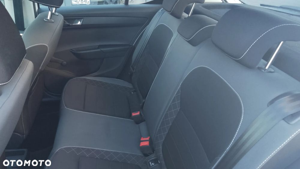 Skoda Fabia 1.0 TSI Ambition - 17