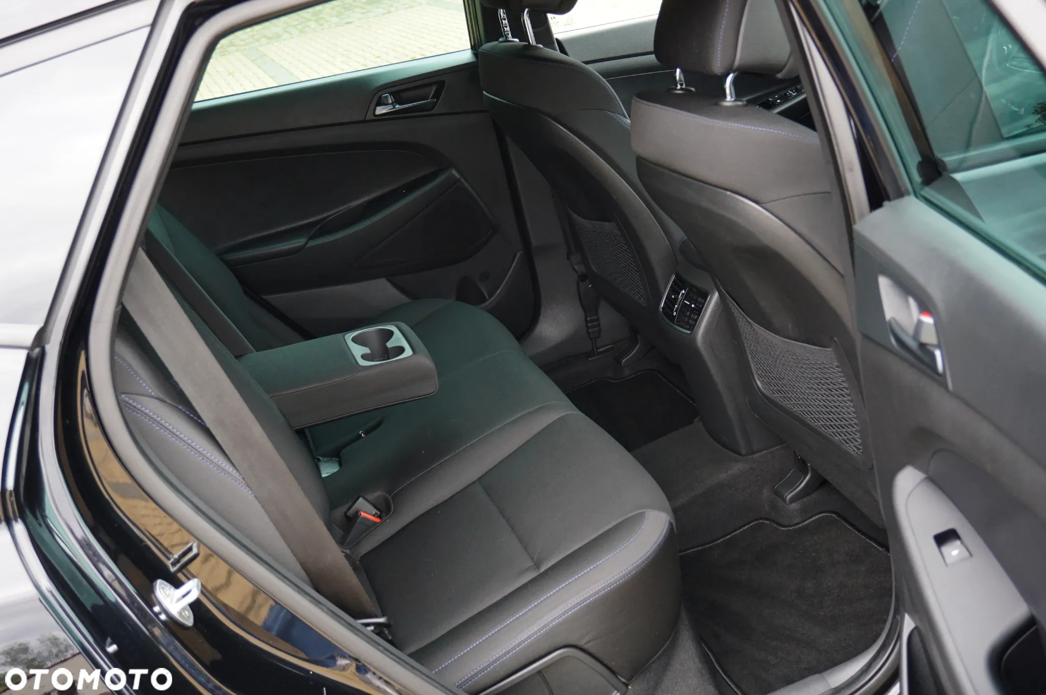 Hyundai Tucson 1.6 GDi Comfort 2WD - 27