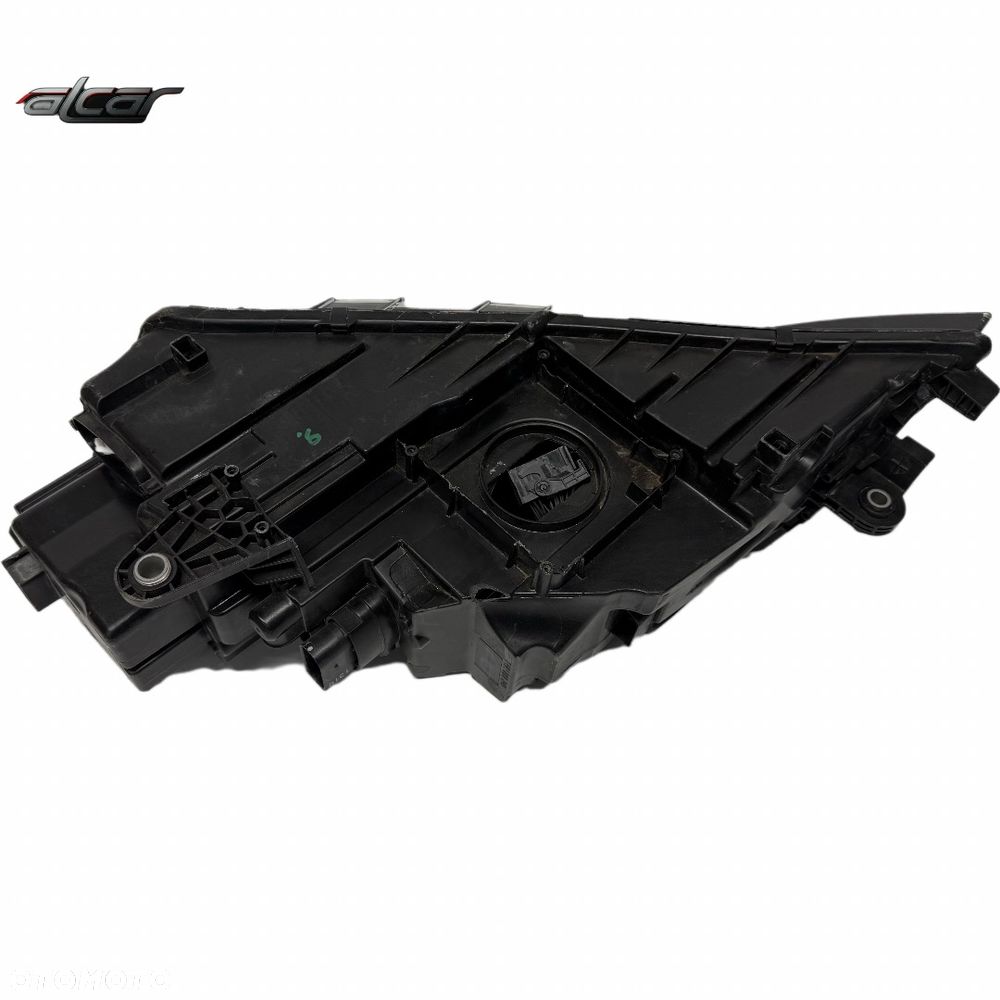 REFLEKTOR LAMPA PRAWY PRZÓD LED SKODA OCTAVIA 3 III 5E2 941 018 F - 6