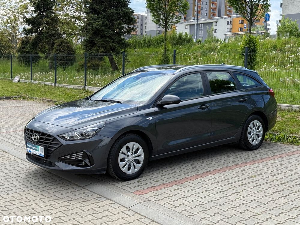 Hyundai i30 1.5 DPI Classic + - 33