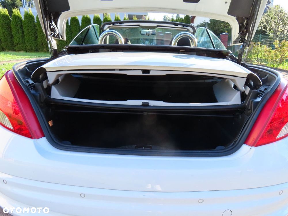 Peugeot 207 CC 120 VTi Premium - 24