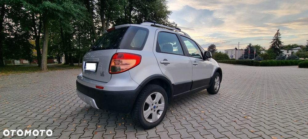 Fiat Sedici 1.6 16V 4x4 Emotion - 3