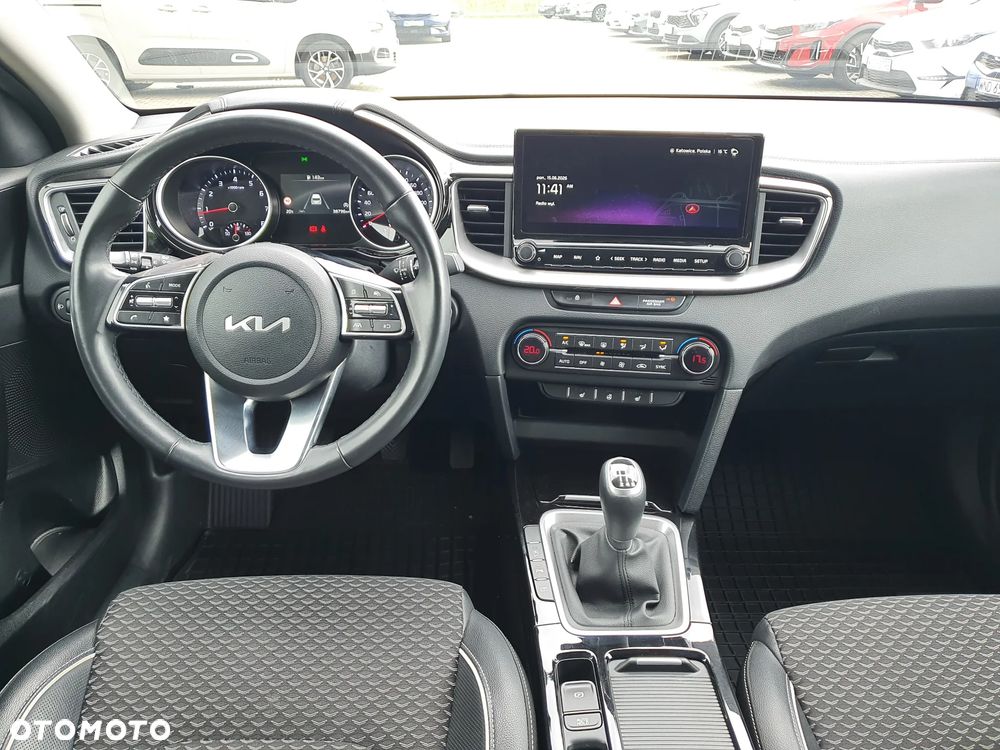 Kia Ceed 1.5 T-GDI Tribute - 31