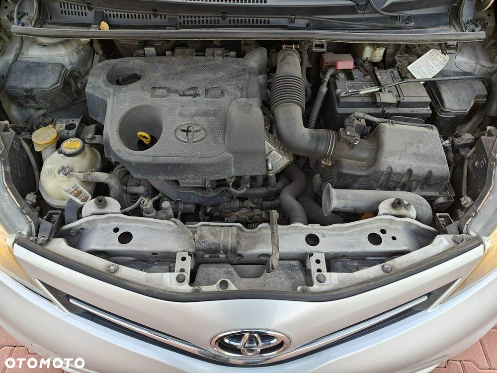 Toyota Yaris - 16