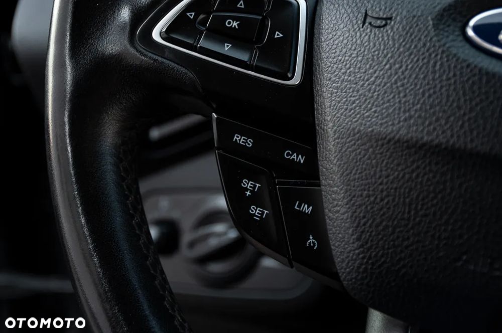 Ford Kuga 1.5 EcoBoost 2x4 Cool & Connect - 40