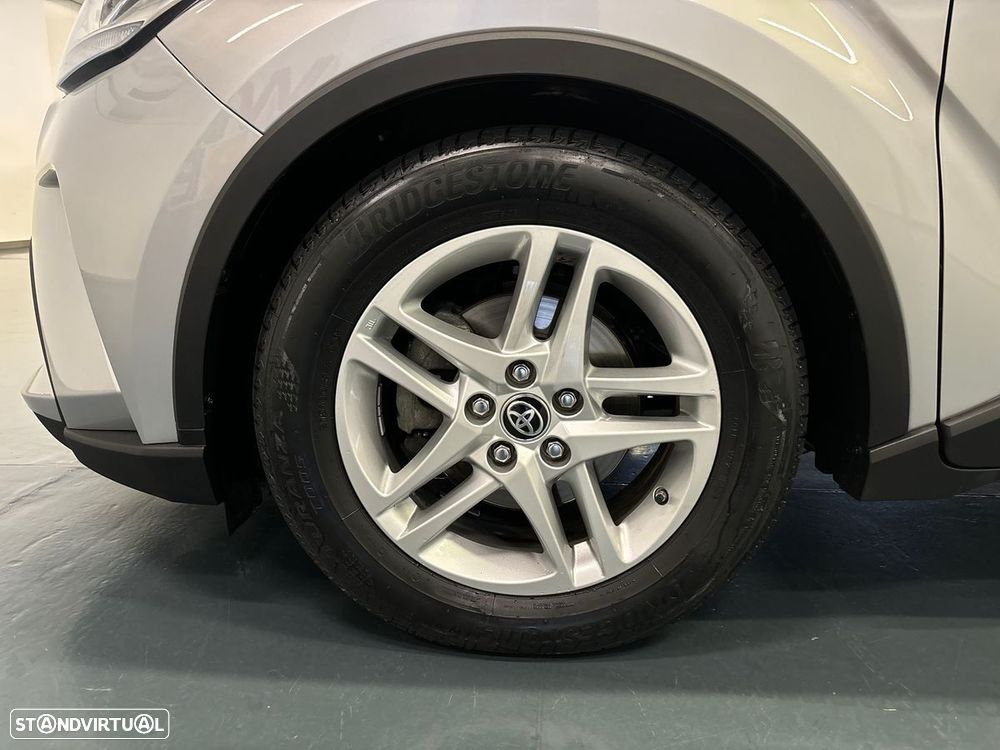 Toyota C-HR - 15