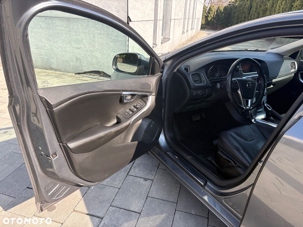 Volvo V40 D2 Geartronic Inscription - 9