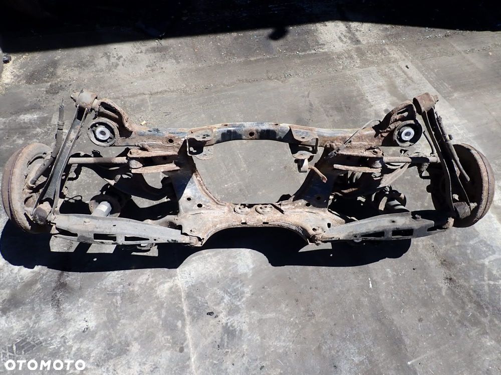 SANKI WÓZEK KOŁYSKA TYŁ SUBARU IMPREZA 1.5 - 13