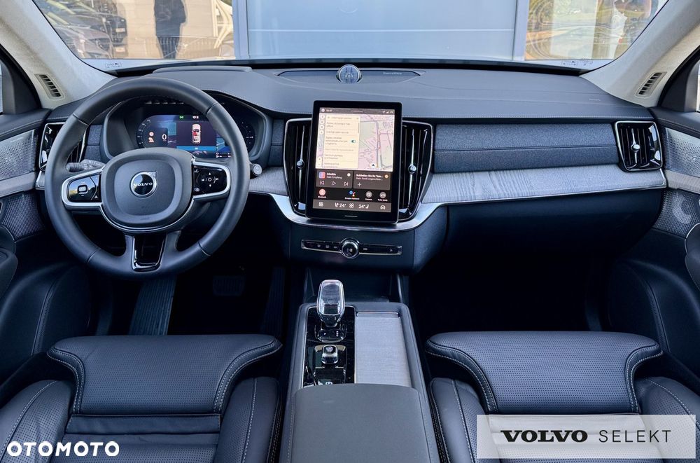 Volvo XC 90 - 9