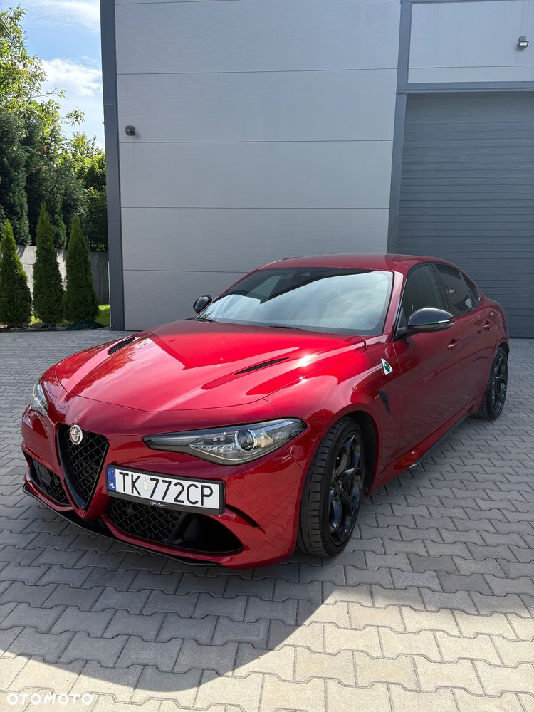 Alfa Romeo Giulia 2.9 Bi Turbo V6 Quadrifoglio - 2