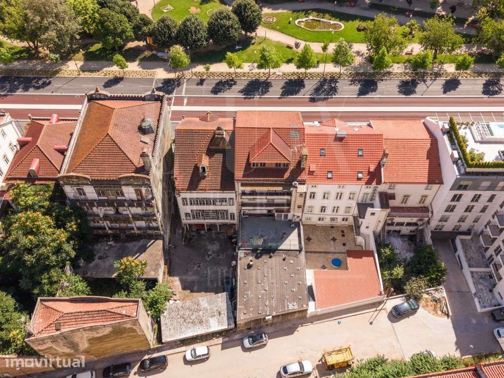 Prédio | Avenida Emídio Navarro, Coimbra - Grande imagem: 5/22